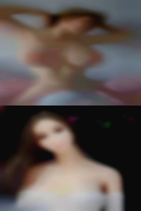 The third nude patient comes.