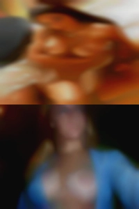 Female bi - hot girls e cig user.