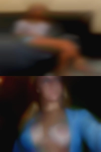 What self colour horny girls nude is the sky?