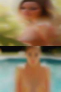 I'm strictly girl clitly topless baby.